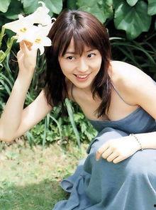 日本明星大胆,大胆造型引发热议